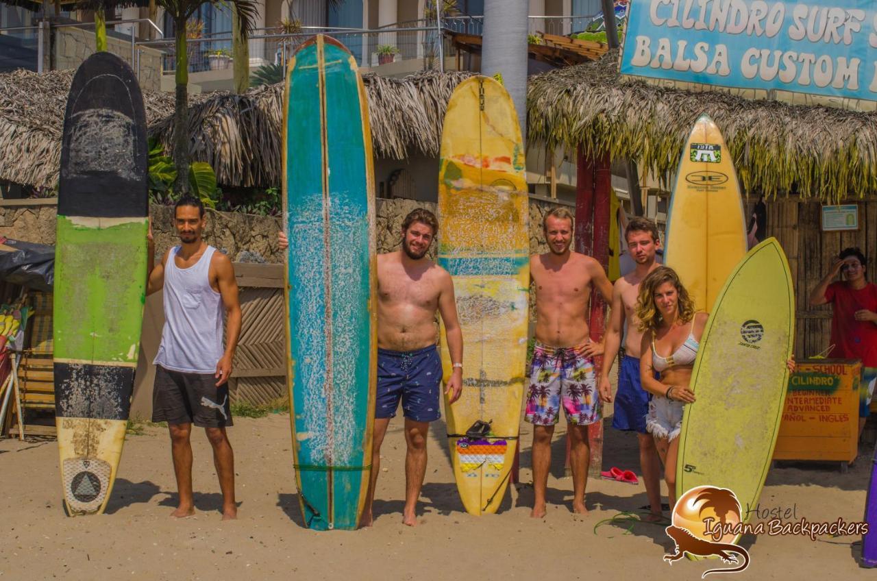 Iguana Beach House Hostel มอนตาญิตาร์ ภายนอก รูปภาพ